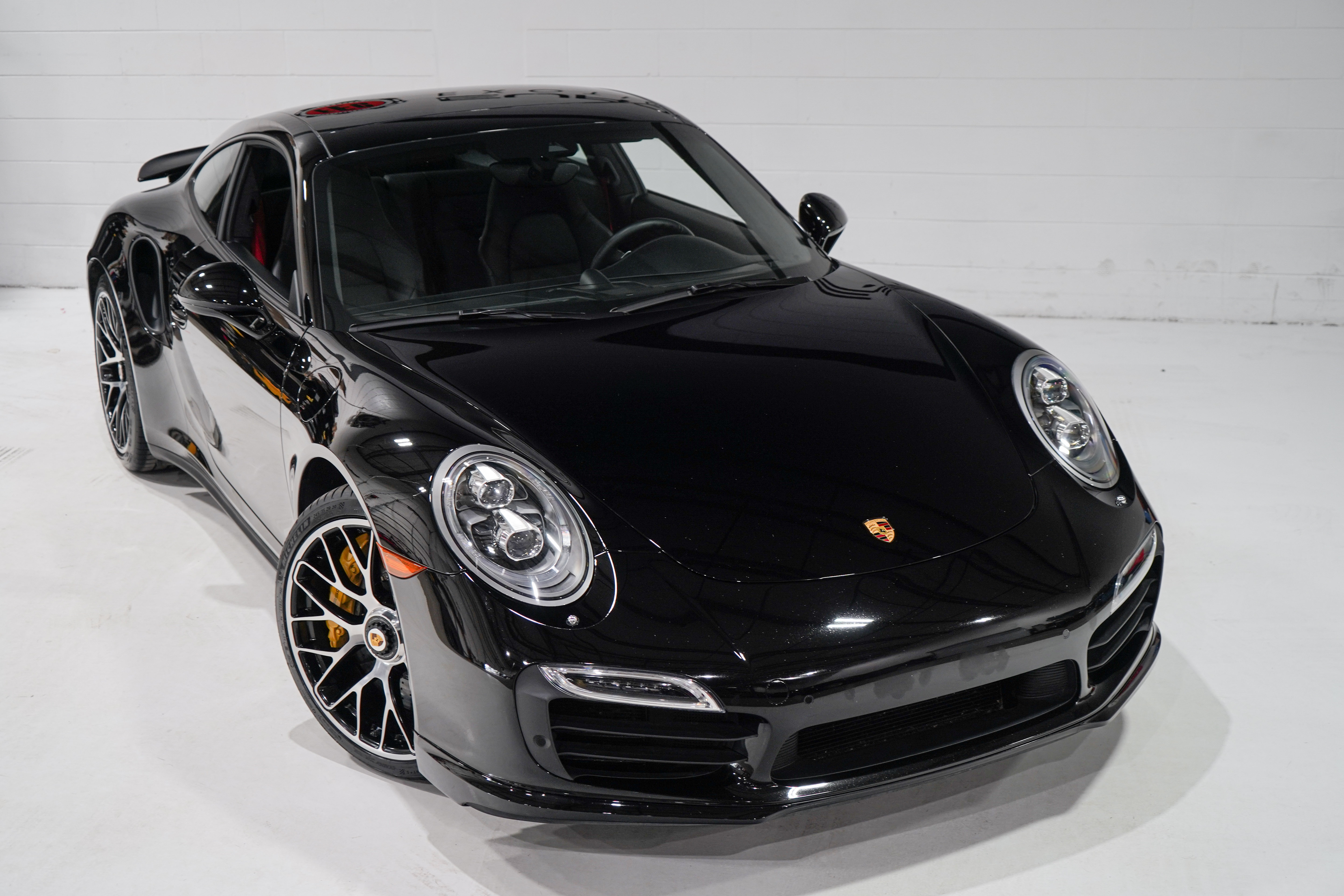 Used 2014 Porsche 911 Turbo S AWD/4WD image 27