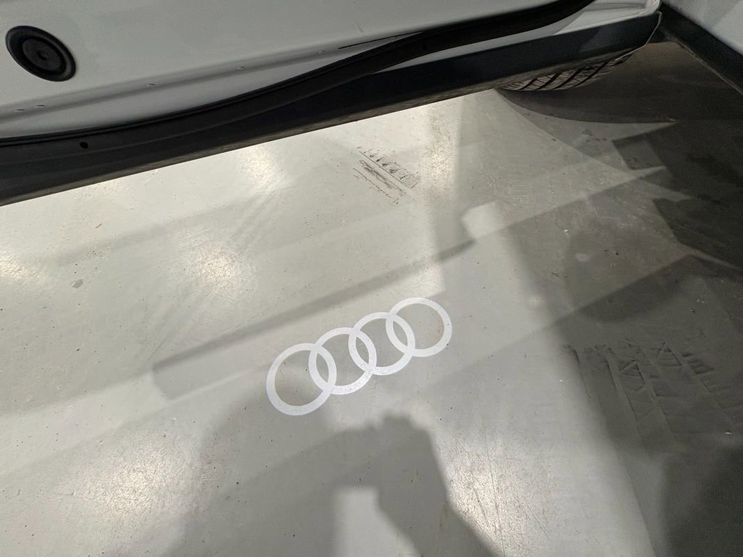 Used 2019 Audi Q8 Premium Plus w/ Premium Plus image 38