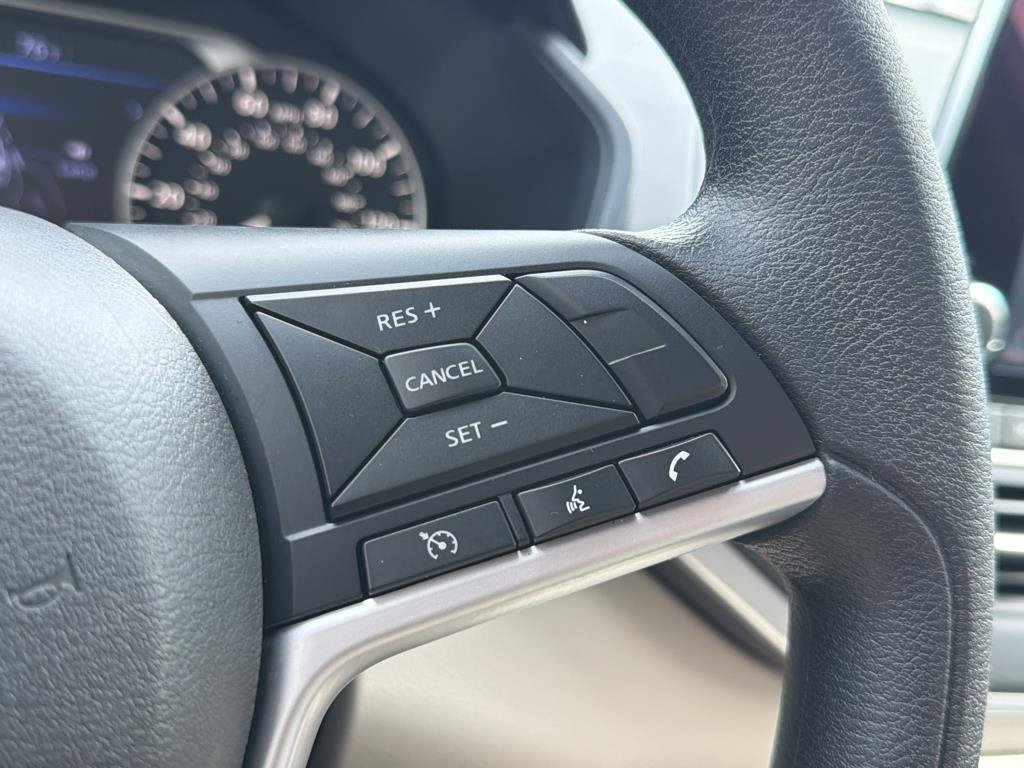 Used 2021 Nissan Altima 2.5 SV AWD/4WD image 13