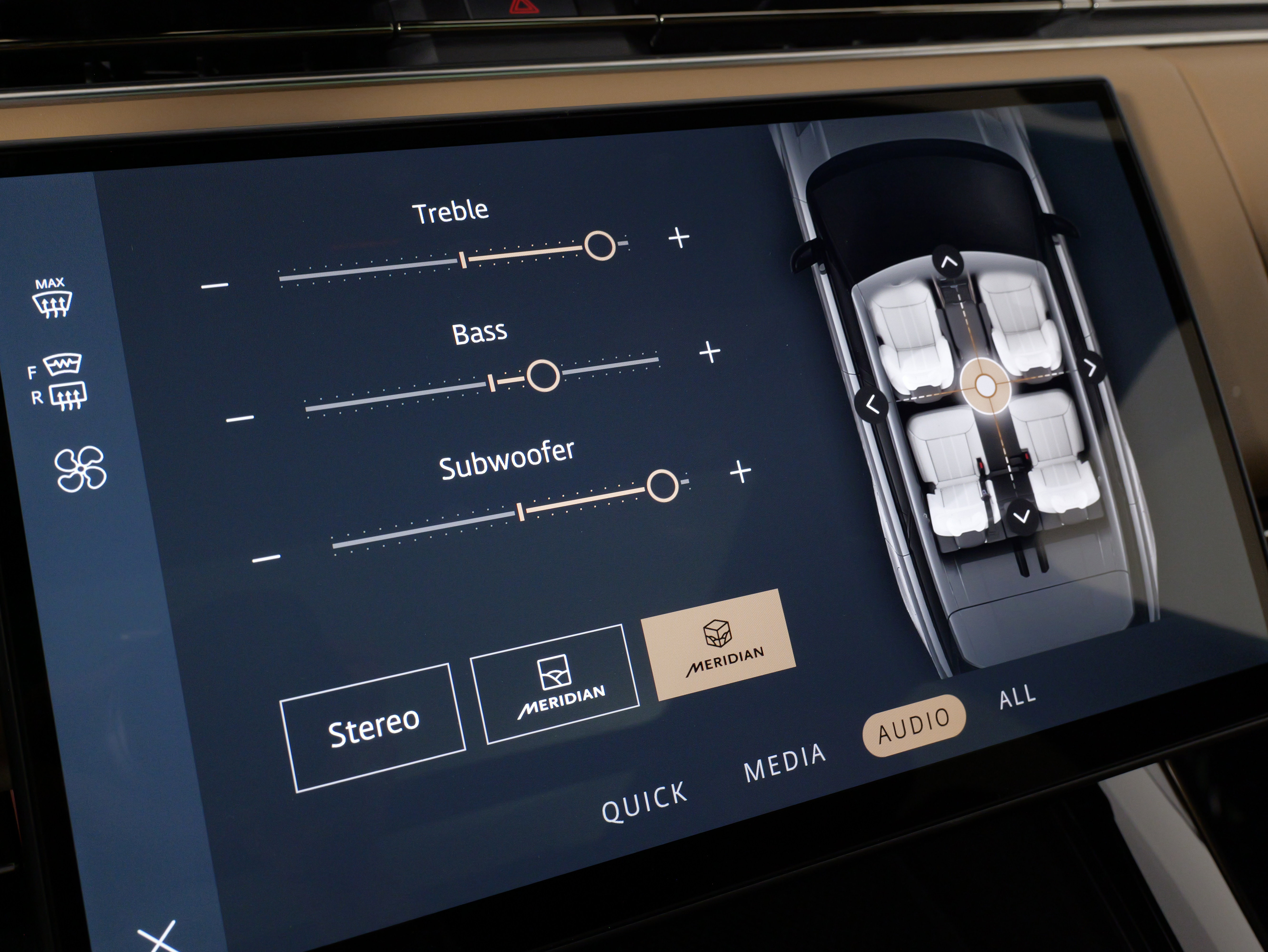 Used 2025 Land Rover Range Rover Sport SE image 50