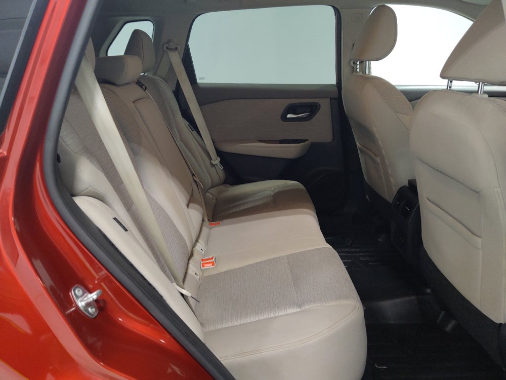 Used 2021 Nissan Rogue SV AWD/4WD image 19