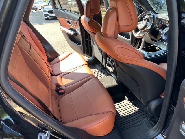 Used 2023 Mercedes-Benz GLC 300 image 14