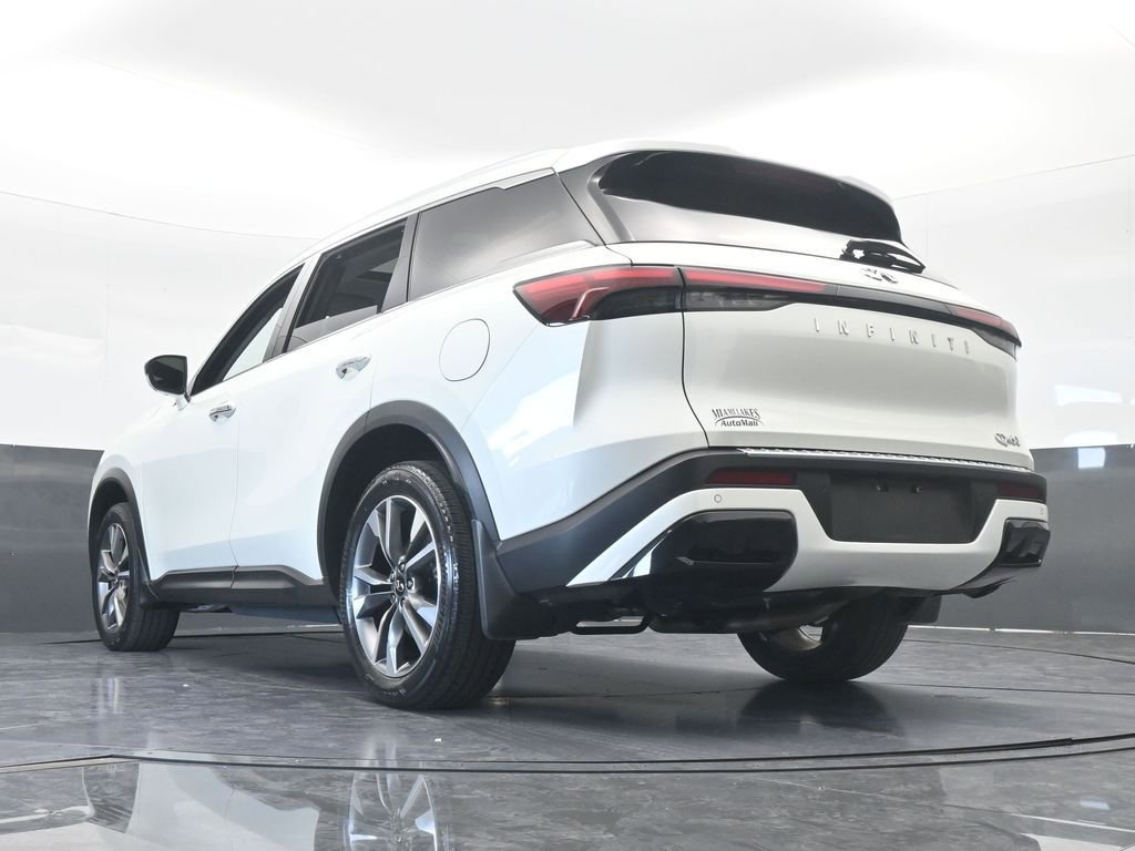 Used 2023 INFINITI QX60 Luxe w/ Performance Audio Package image 62