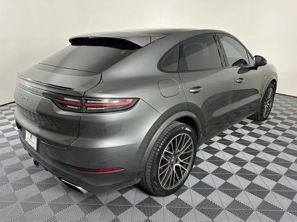 Certified 2023 Porsche Cayenne Coupe AWD/4WD image 10