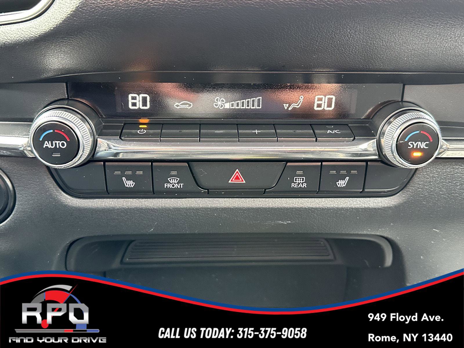 Used 2022 MAZDA CX-30 AWD 2.5 S w/ Premium Package image 28