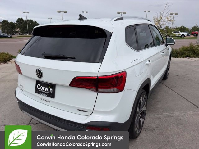Used 2022 Volkswagen Taos SEL AWD/4WD image 10