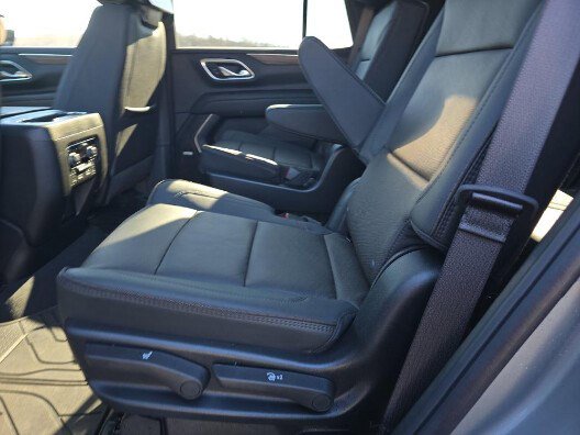 Used 2024 Chevrolet Tahoe High Country w/ Advanced Technology Package image 9