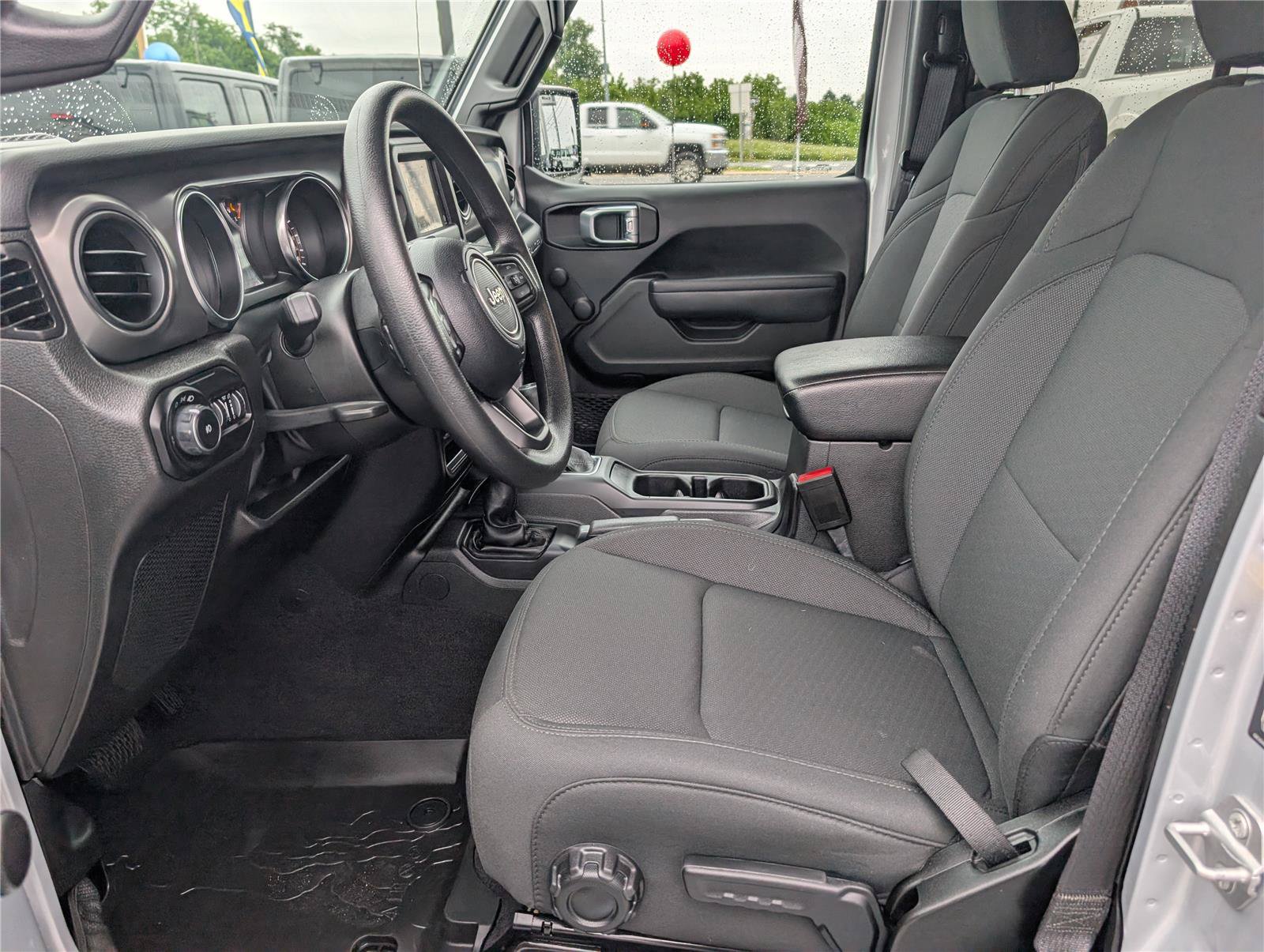 Used 2022 Jeep Wrangler Unlimited Sport AWD/4WD image 15