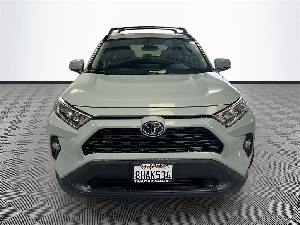 Used 2019 Toyota RAV4 XLE image 2
