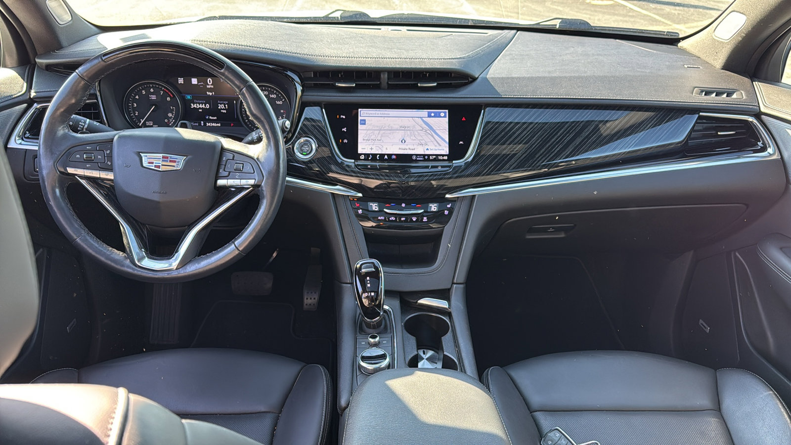 Used 2022 Cadillac XT6 Premium Luxury w/ Technology Package image 9