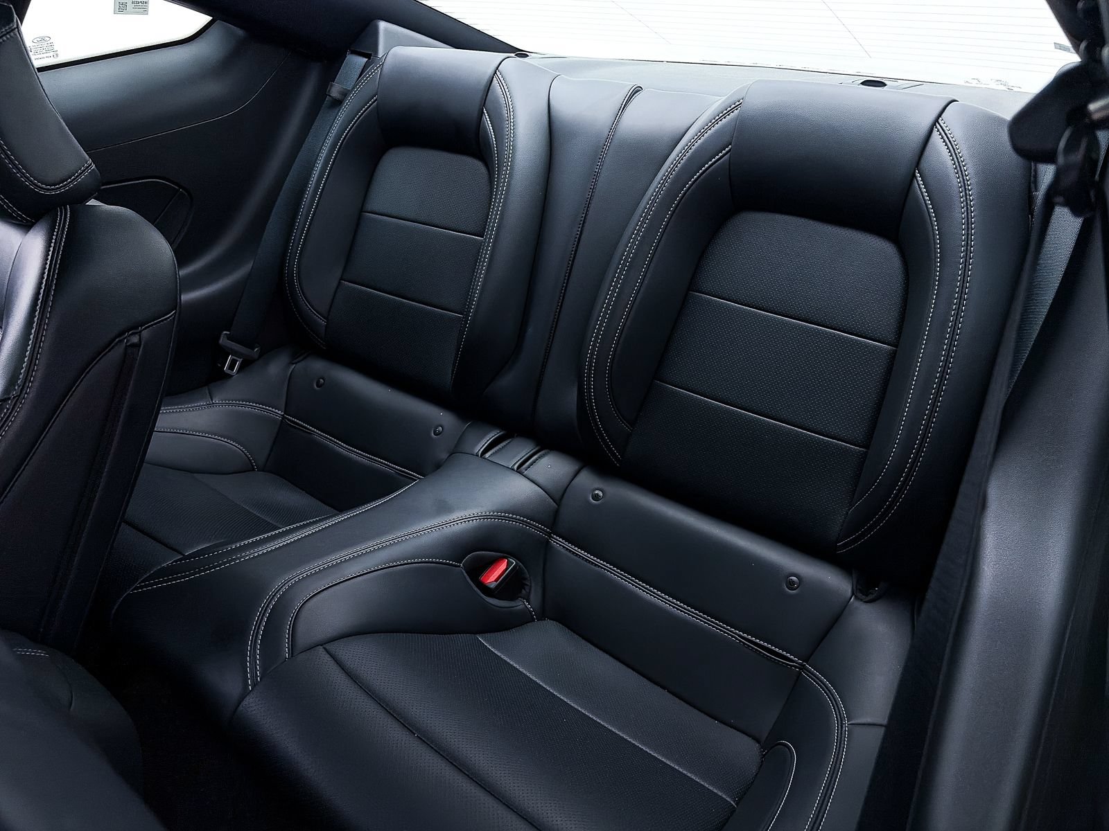 Used 2025 Ford Mustang Premium RWD image 38