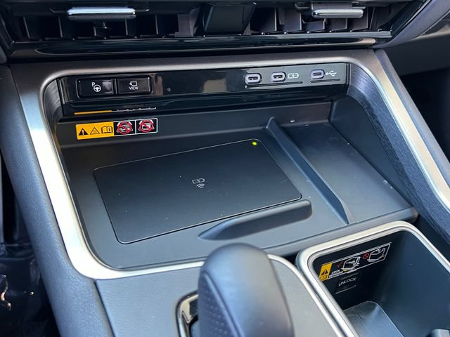 Used 2025 Lexus TX 500h AWD w/ Technology Package image 35