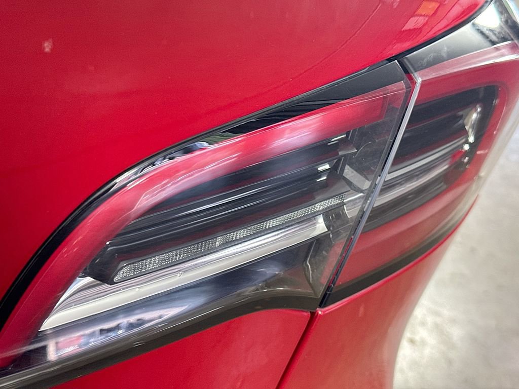 Used 2023 Tesla Model Y Long Range AWD/4WD image 30