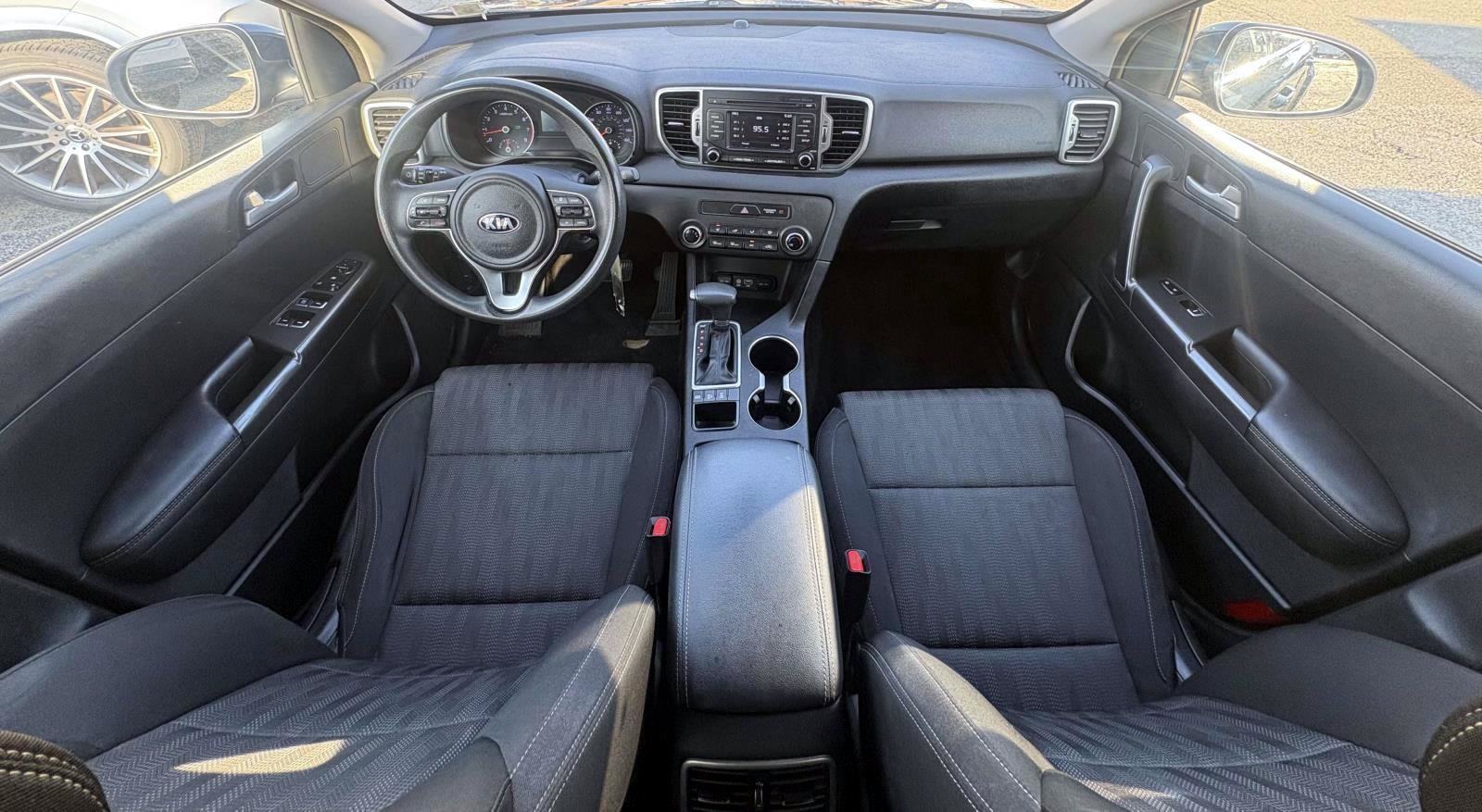 Used 2019 Kia Sportage LX AWD/4WD image 26