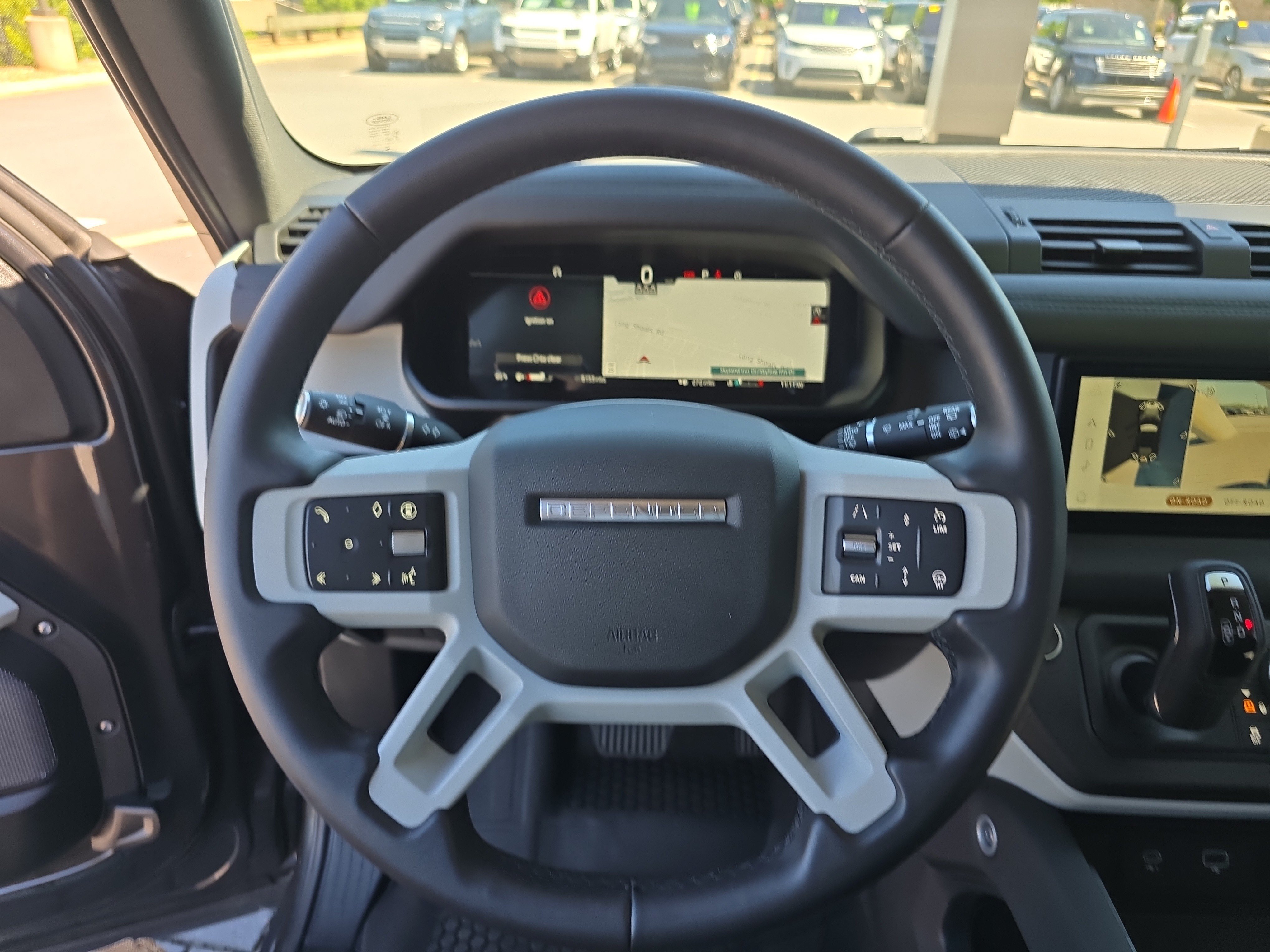Certified 2024 Land Rover Defender 110 SE AWD/4WD image 29