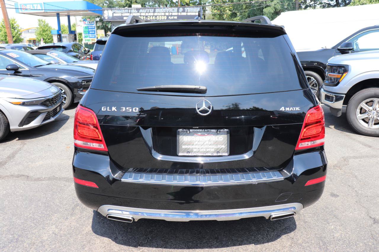 Used 2015 Mercedes-Benz GLK 350 4MATIC image 4
