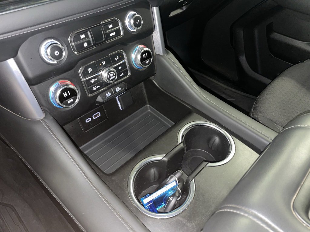 Used 2024 GMC Yukon XL SLE w/ Gmc Pro Safety Plus Package image 18