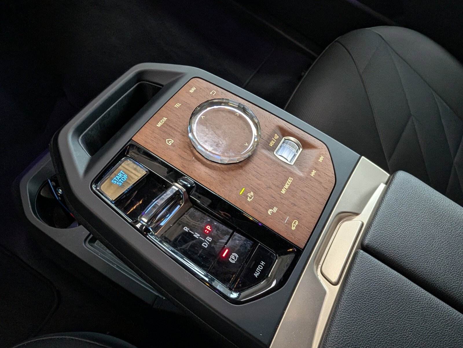 Used 2024 BMW iX M60 image 23