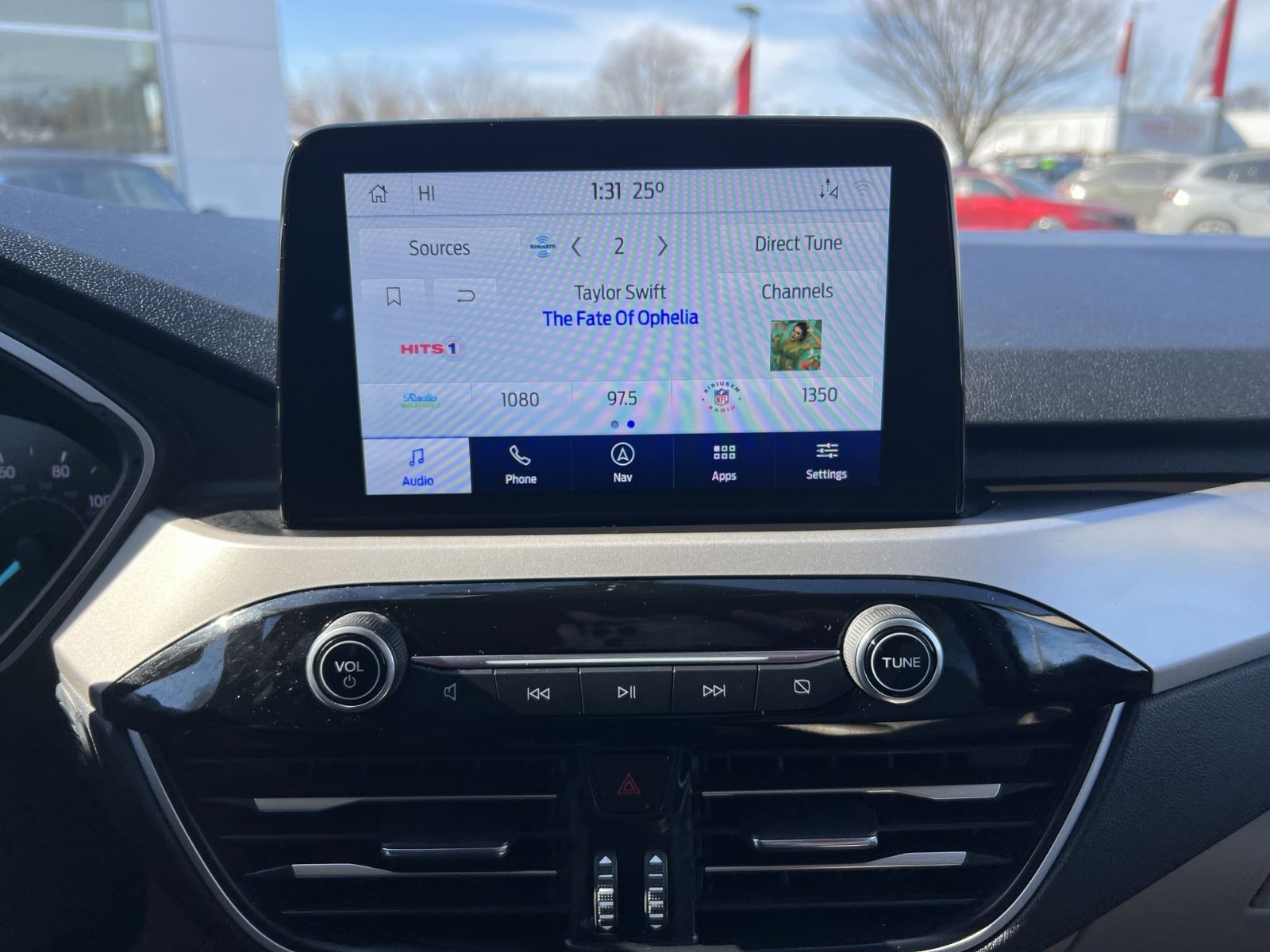 Used 2020 Ford Escape SEL image 18