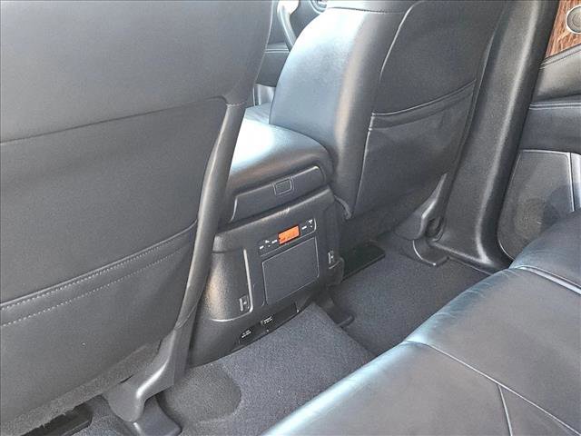 Used 2019 Nissan Armada SL w/ Premium Package image 18