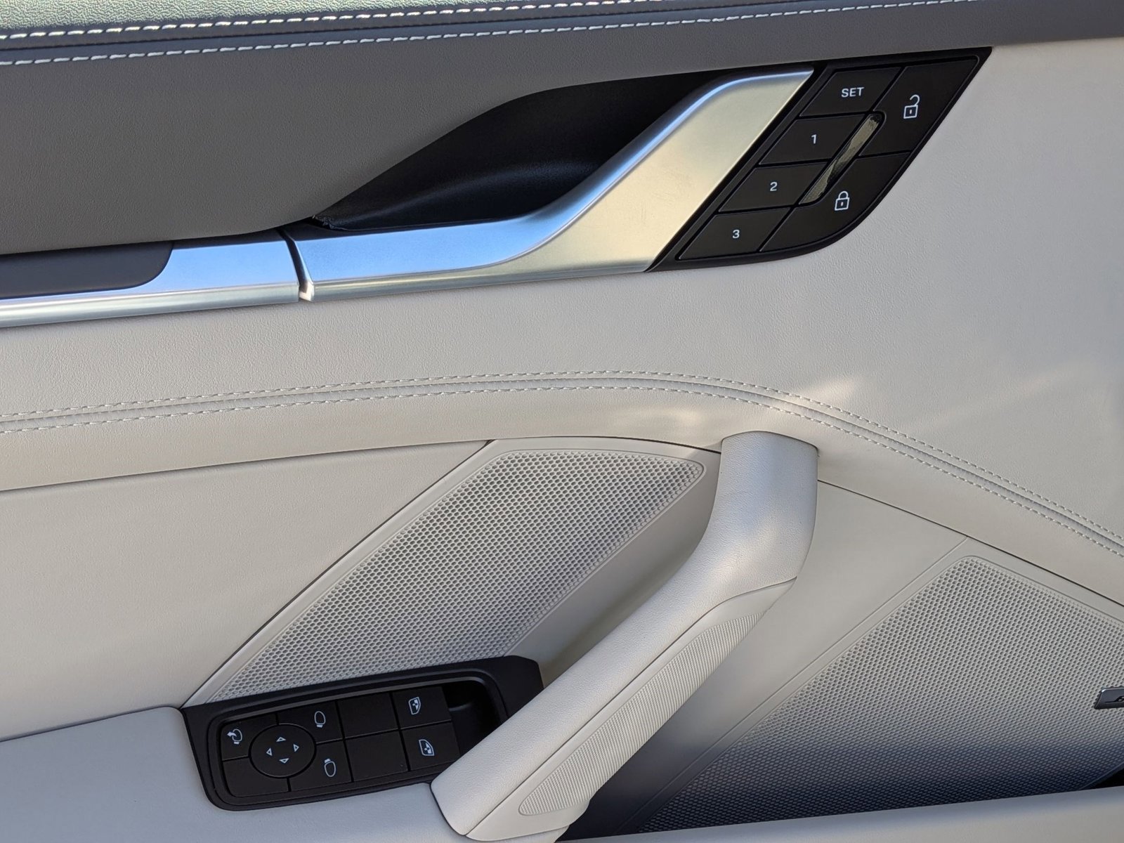 New 2026 Porsche 911 Targa 4S image 14