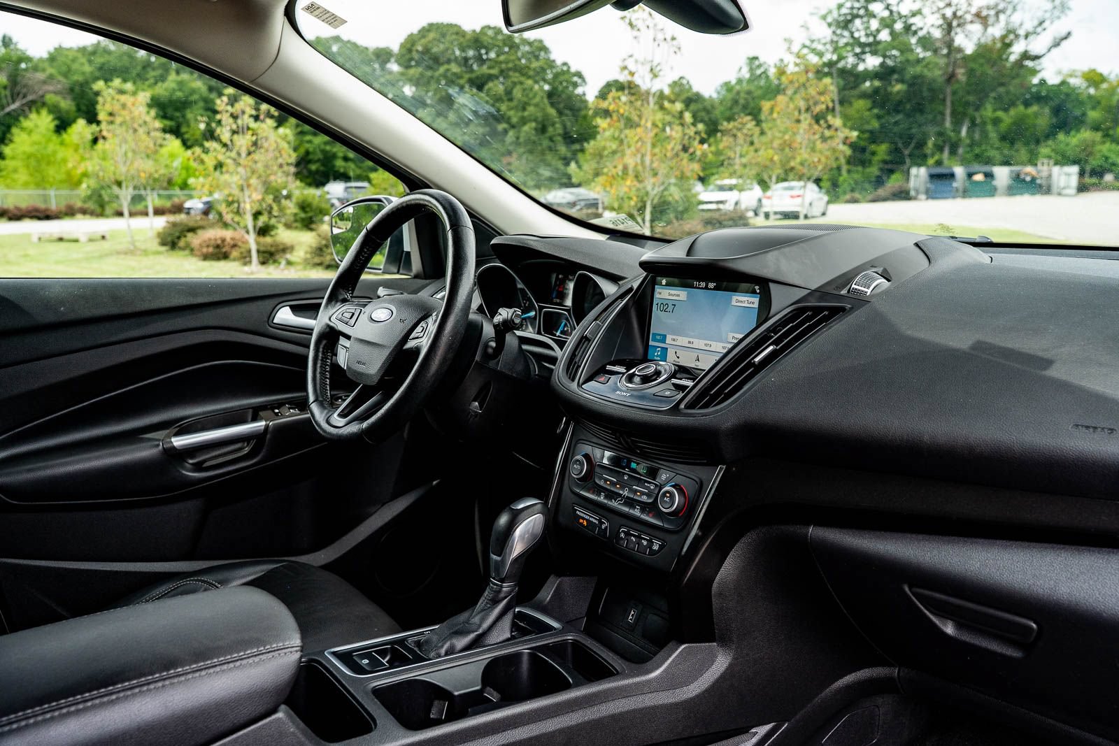 Used 2019 Ford Escape Titanium AWD/4WD image 12