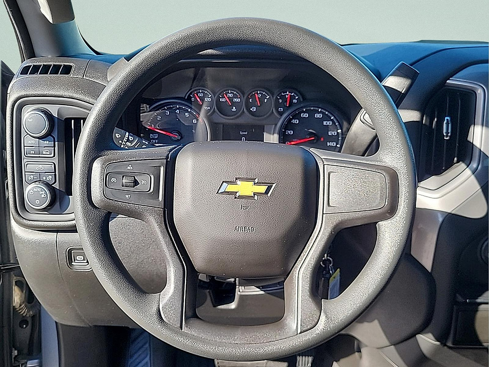 Used 2021 Chevrolet Silverado 1500 Custom AWD/4WD image 16