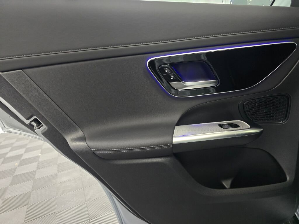 New 2026 Mercedes-Benz GLC 300 4MATIC image 19