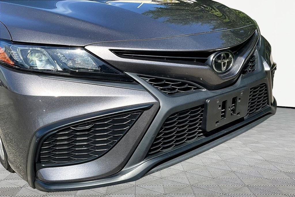 Used 2024 Toyota Camry SE FWD image 32