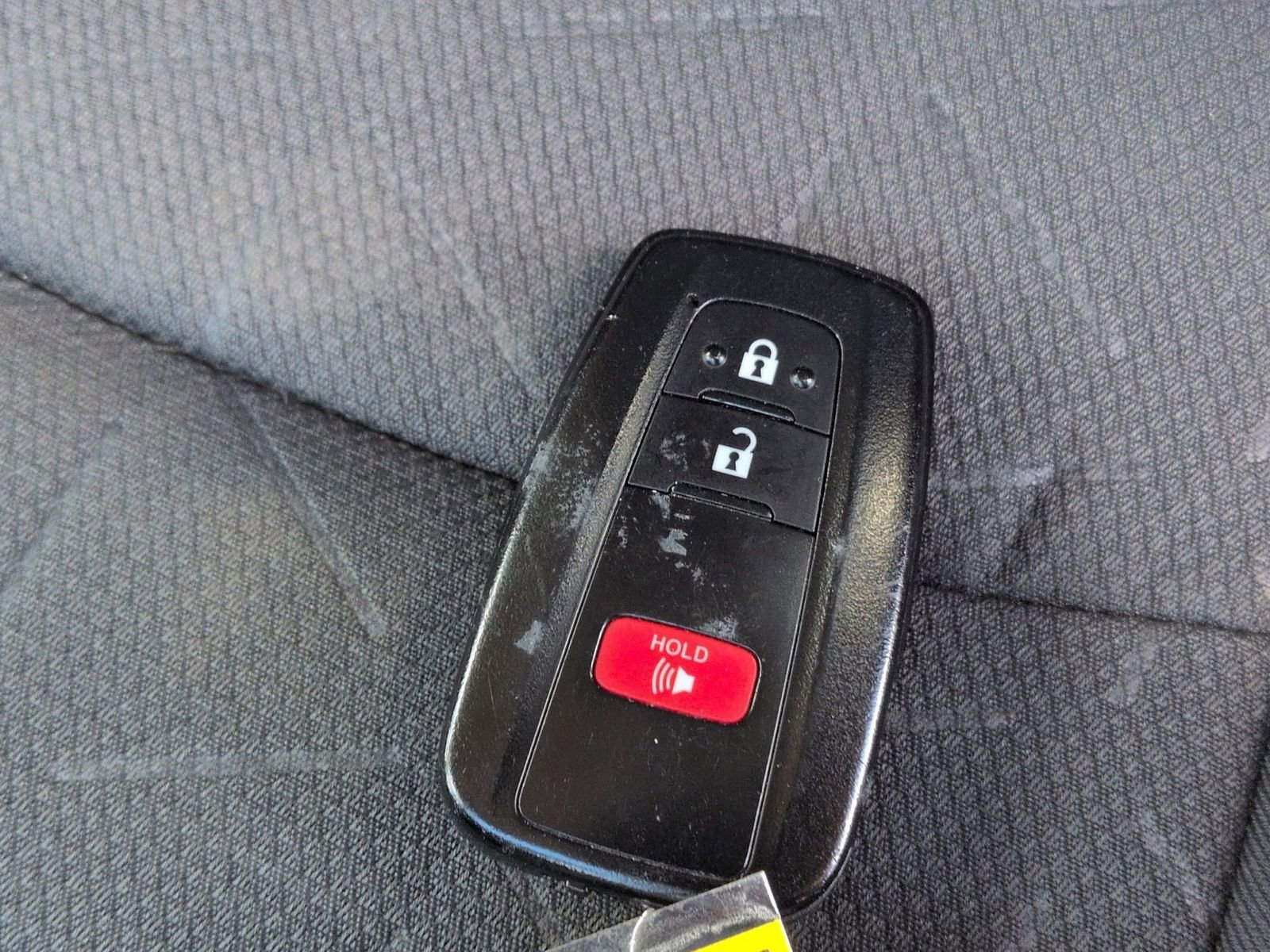 Used 2019 Toyota RAV4 XLE image 37