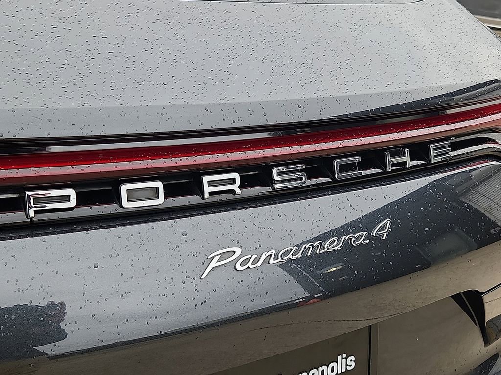 Used 2022 Porsche Panamera image 29