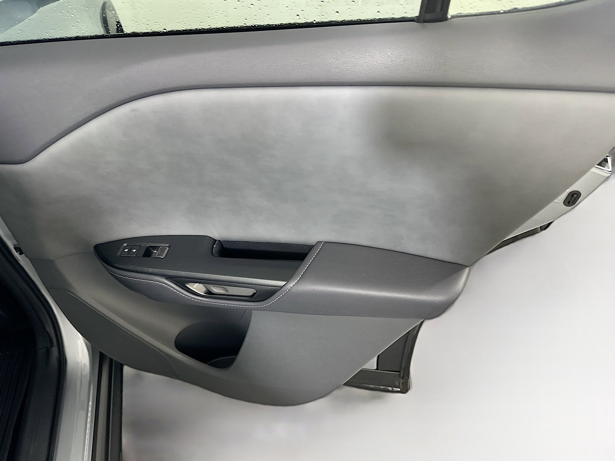 Used 2023 Lexus RZ 450e Premium w/ Technology Package image 31