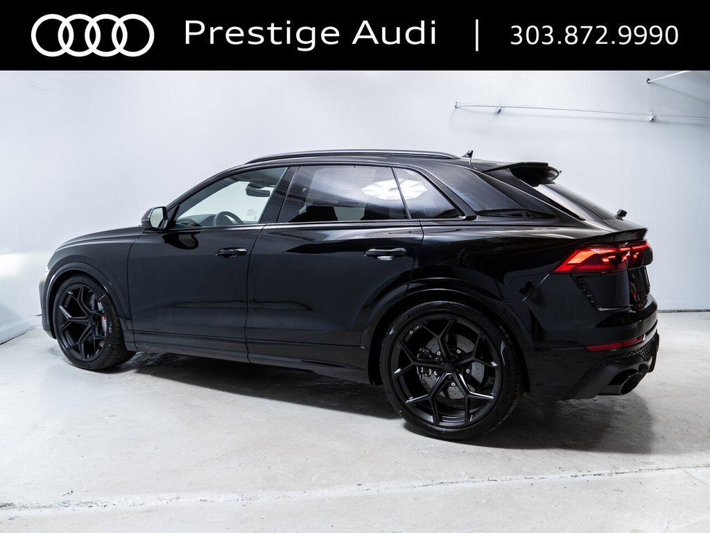 New 2026 Audi RS Q8 performance image 2