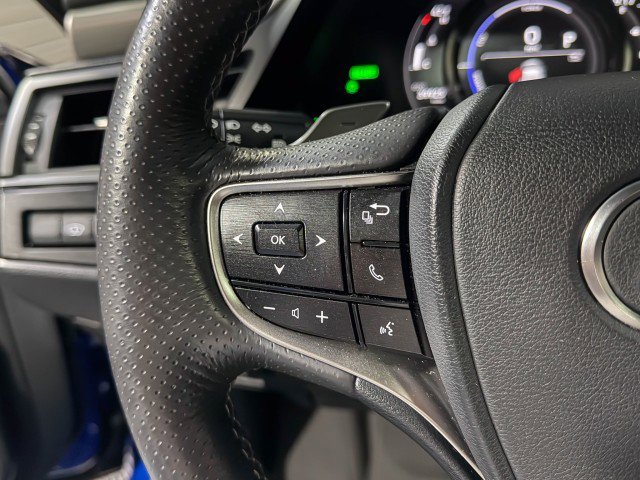 Used 2023 Lexus ES 300h F Sport image 19