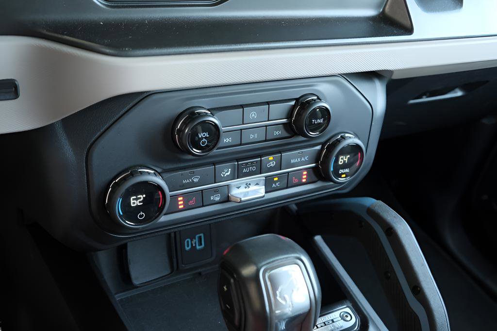 Used 2023 Ford Bronco Wildtrak AWD/4WD image 19