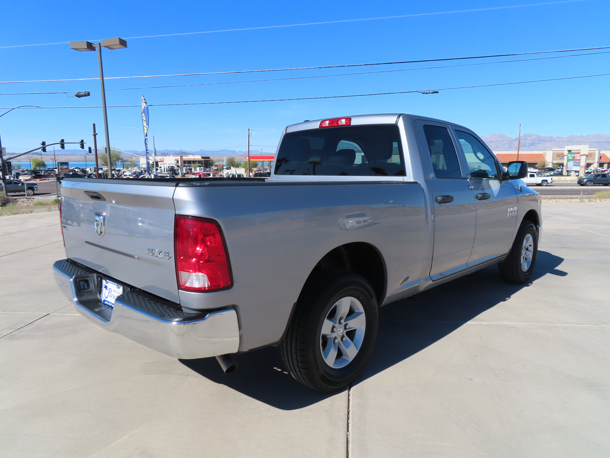 Used 2024 RAM 1500 Classic SLT image 8