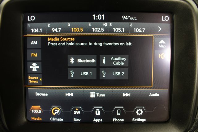 Used 2023 Jeep Renegade Trailhawk image 5