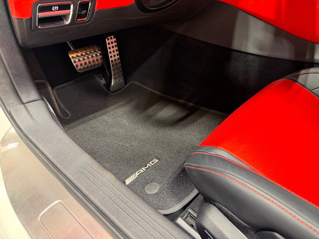 Used 2018 Mercedes-Benz AMG GT Roadster image 11