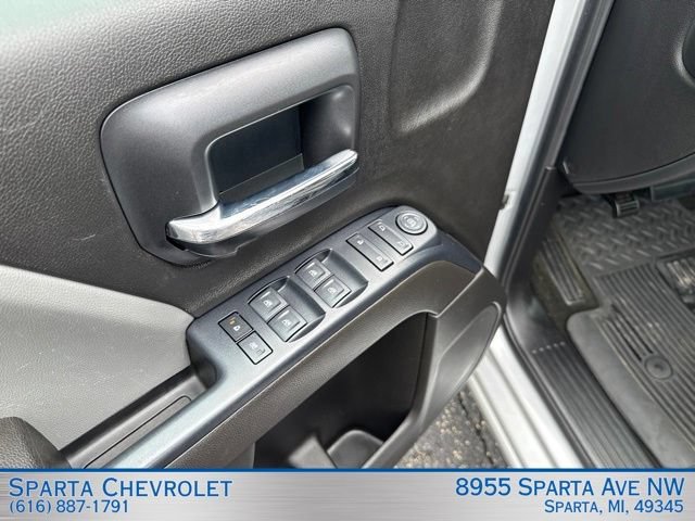 Used 2017 Chevrolet Silverado 1500 Custom w/ Custom Convenience Package AWD/4WD image 11