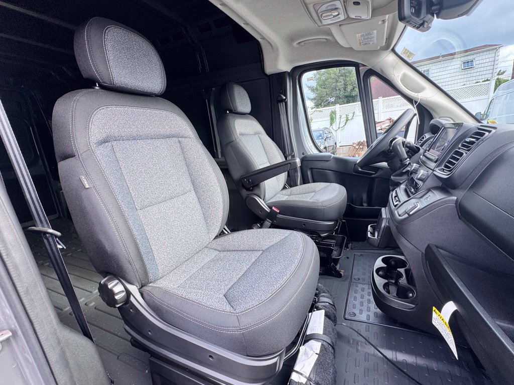 Used 2026 RAM ProMaster 2500 w/ Safety Group FWD image 20