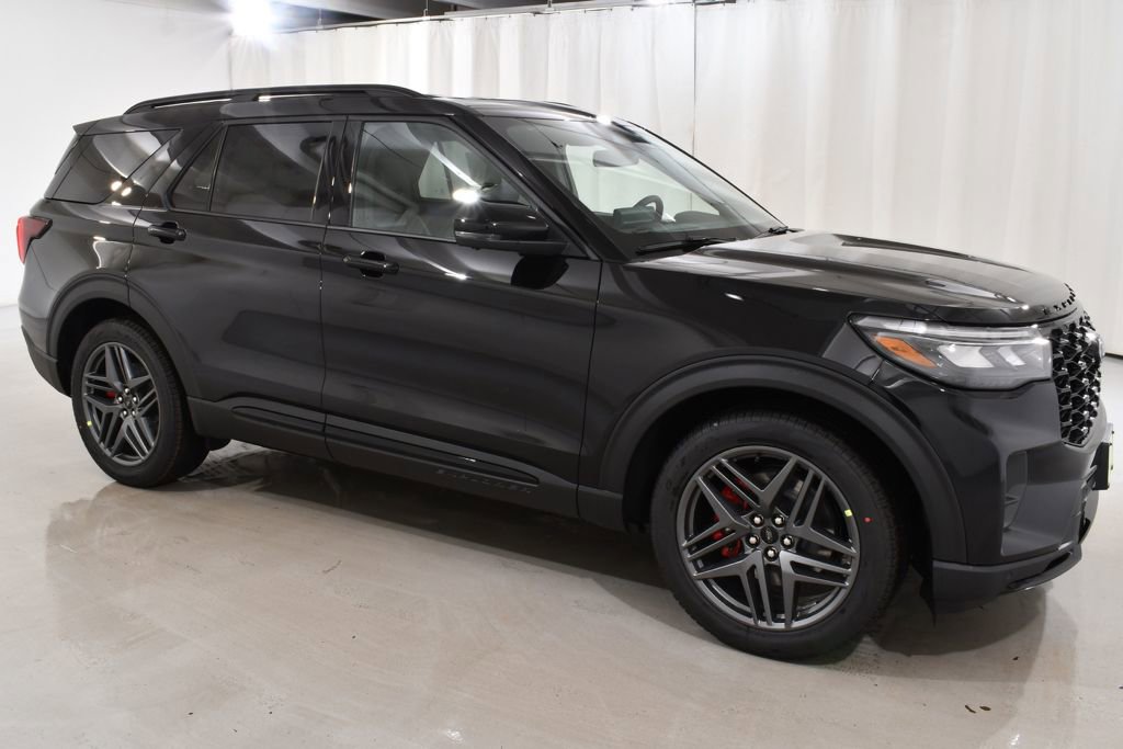 New 2026 Ford Explorer ST w/ Sun And Sound Package image 5