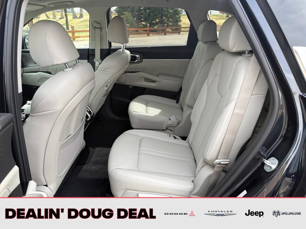 Used 2023 Kia Sorento SX Prestige AWD/4WD image 25
