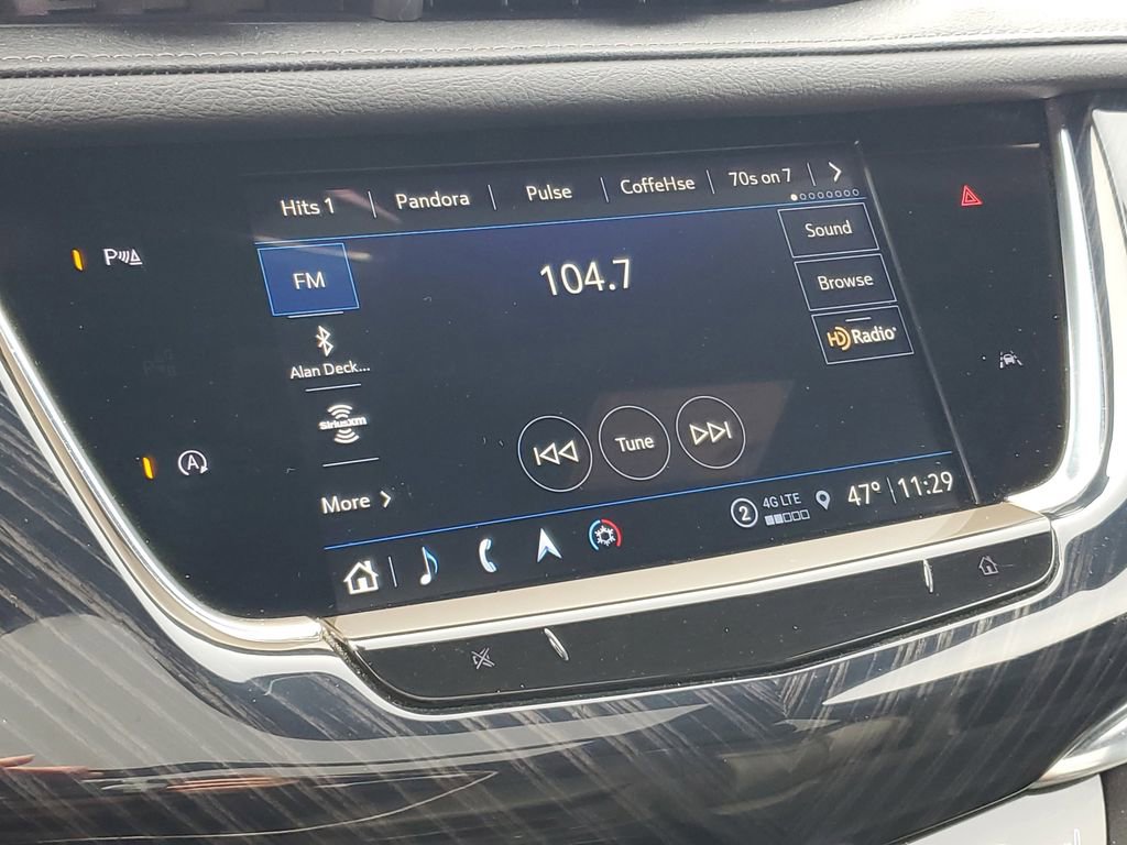 Used 2023 Cadillac XT6 Premium Luxury image 15