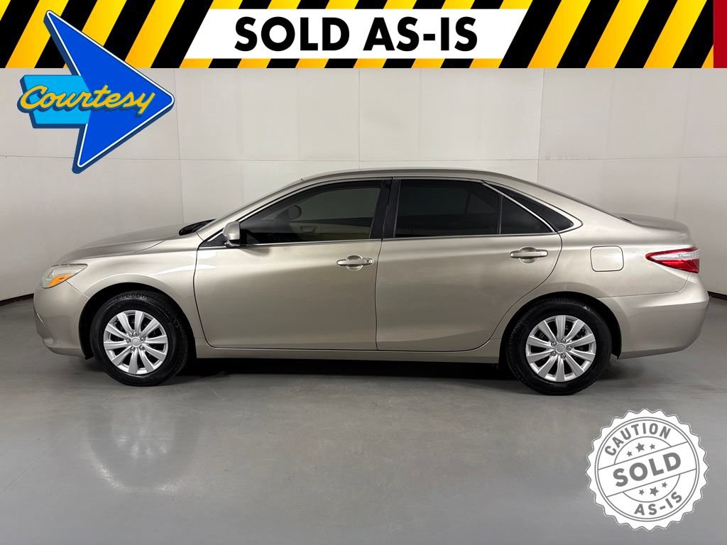 Used 2017 Toyota Camry LE FWD image 5
