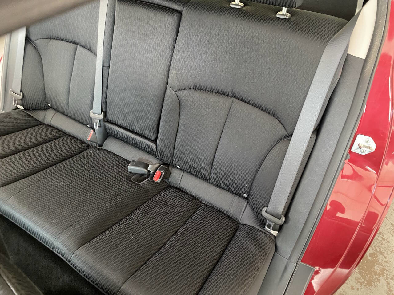 Used 2011 Subaru Legacy 2.5i Premium image 26