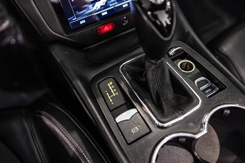 Used 2015 Maserati GranTurismo Sport RWD image 30