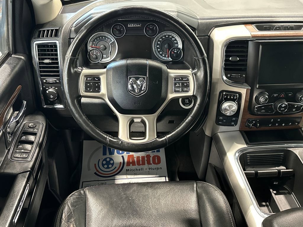 Used 2016 RAM 1500 Laramie w/ Convenience Group AWD/4WD image 27