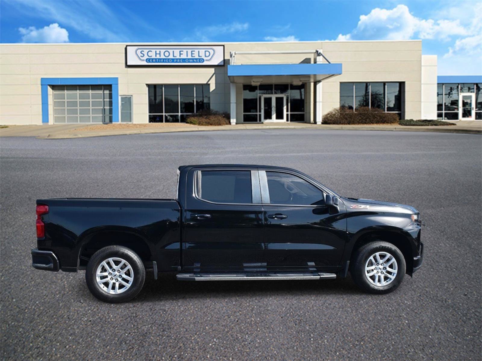 Used 2019 Chevrolet Silverado 1500 RST w/ All-Star Edition AWD/4WD image 2