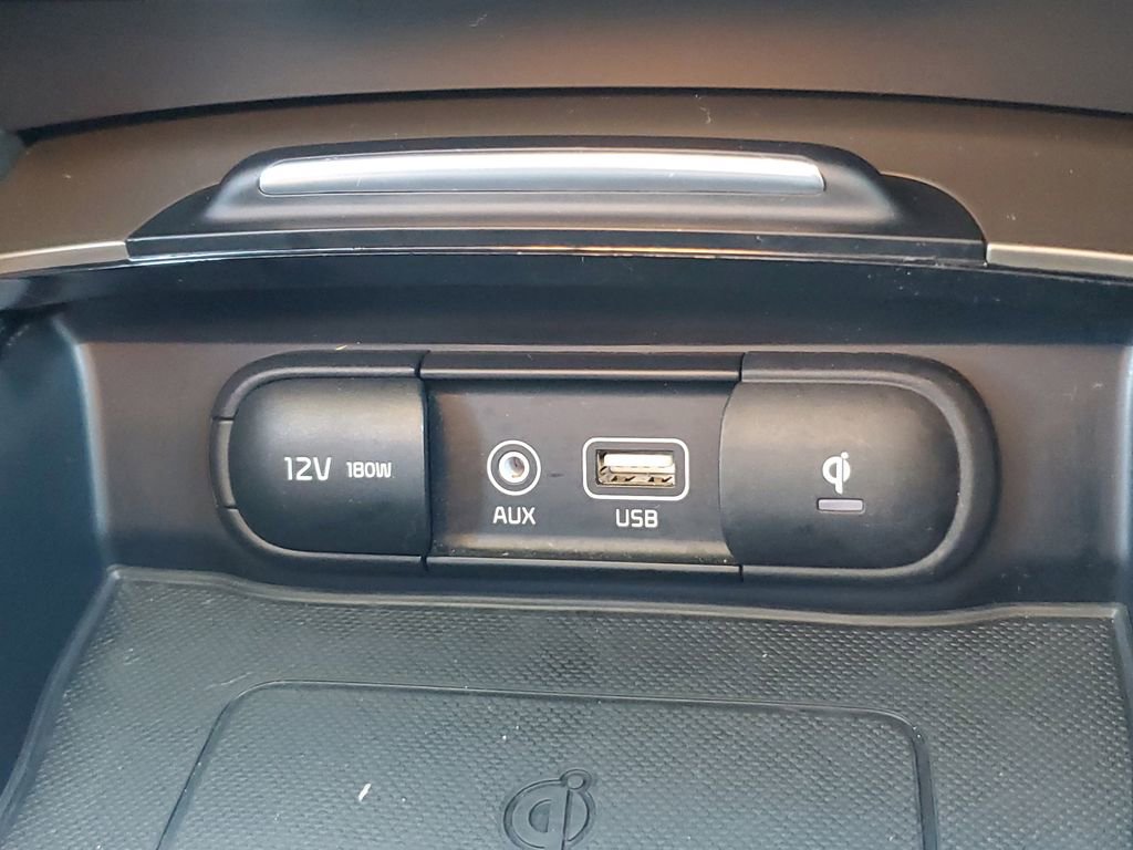 Used 2020 Kia Optima SX image 30