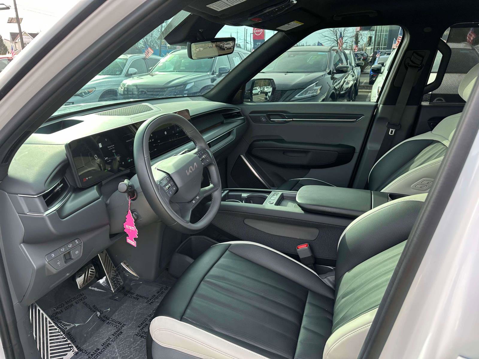 Used 2026 Kia EV9 GT-Line image 14